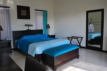 Alam Warna Villa Seminyak  Indonesia